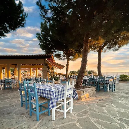 Charming Junior Polemi, In The Heart Of Aphrodite Hills