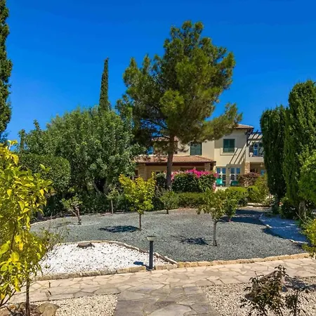 Charming Junior Polemi, In The Heart Of Aphrodite Hills