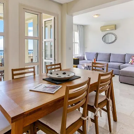 Charming Junior Polemi, In The Heart Of Aphrodite Hills Villa *