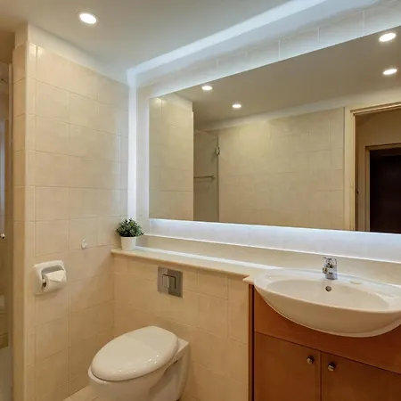 Charming Junior Polemi, In The Heart Of Aphrodite Hills Villa Kouklia