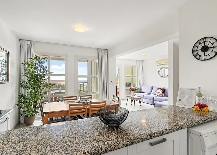 Charming Junior Polemi, In The Heart Of Aphrodite Hills Vila *