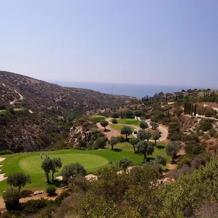 Charming Junior Polemi, In The Heart Of Aphrodite Hills * Kouklia