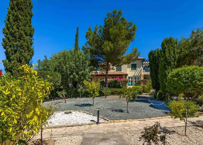 Charming Junior Polemi, In The Heart Of Aphrodite Hills